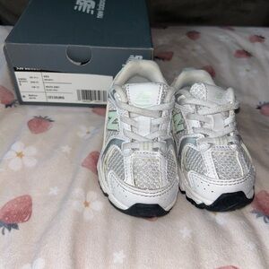 New Balance Kids White Sneakers with Light Green Accents